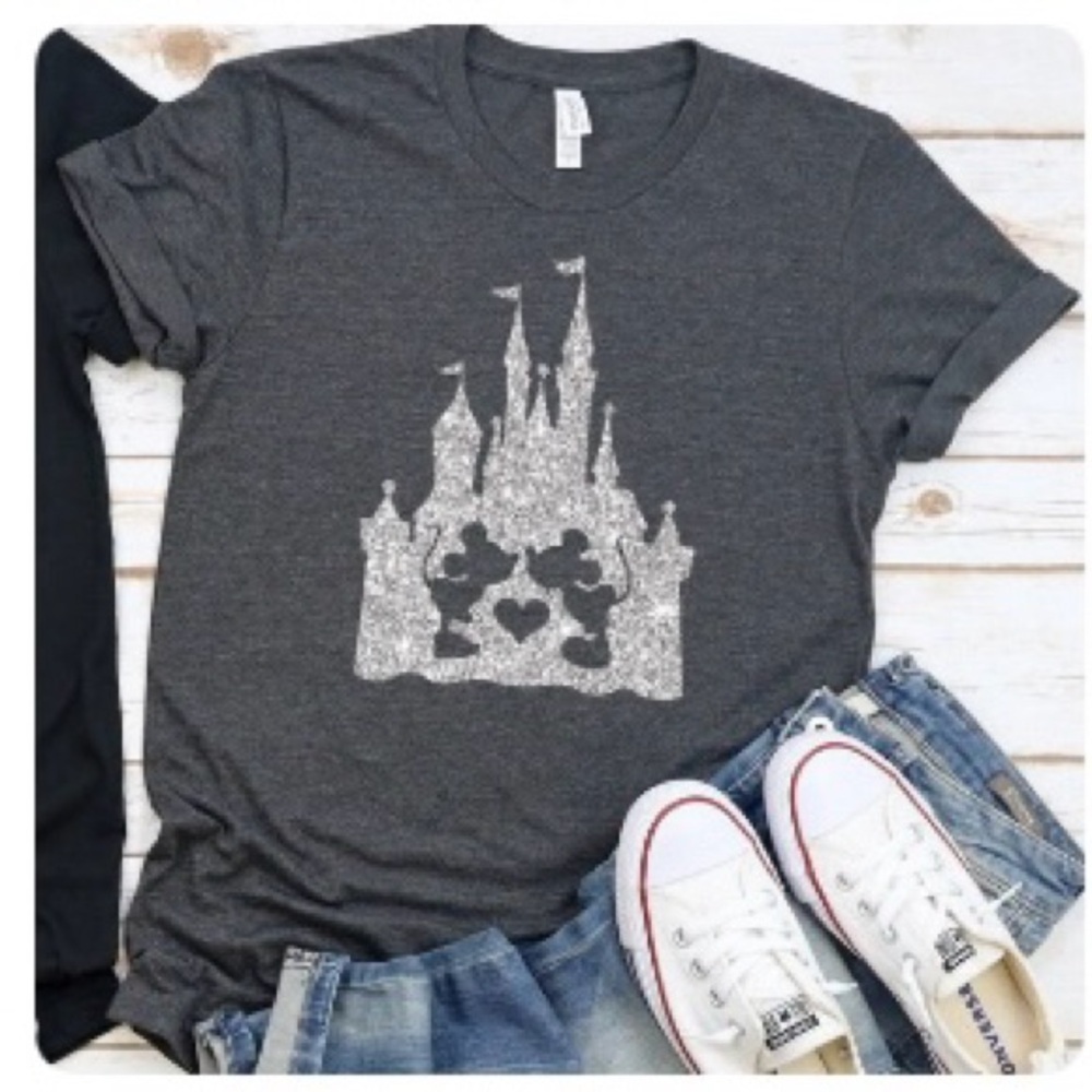 New! Princess Castle/Mouse Love T-Shirt. Unisex (Bella): Size M